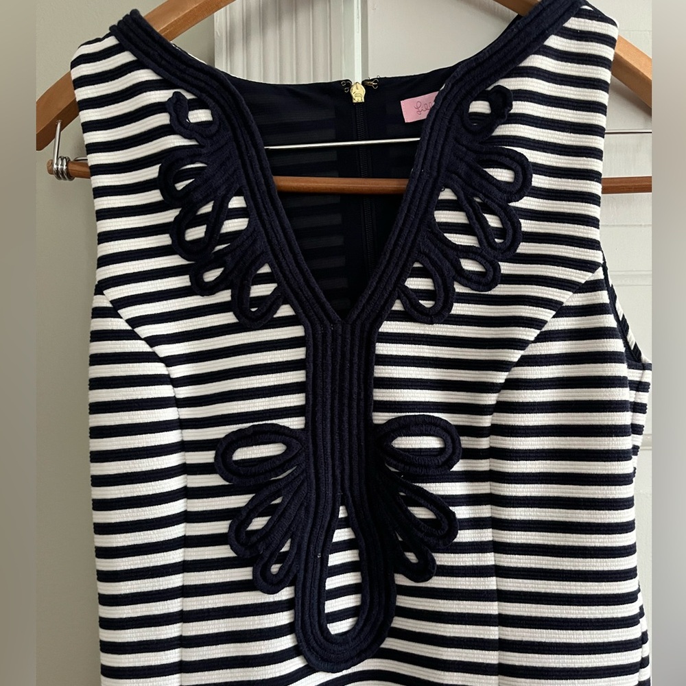 Like New Lilly Pulitzer Janice Shift Dress, sz S, True Navy Ottoman Stripe